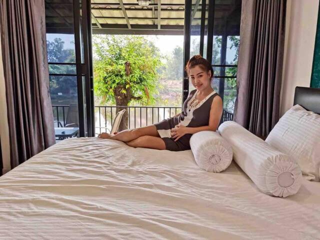 Morocco Blue Cafe By Chilong River Farm Resort Muang Kosum Exteriör bild